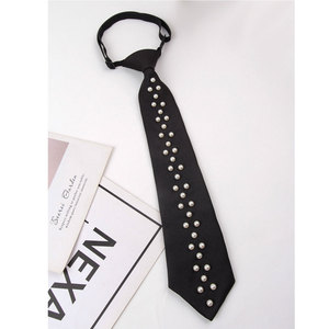 Corbatas negras decoradas con perlas para mujer, estilo preppy con correa ajustable, material de poliéster, diseño moderno - Product Image 4