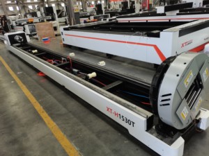 Machine de découpe laser à fibre métallique 3015 1530 2000W 4000W pour tubes et tuyaux, prix de la machine de découpe laser CNC pour tôles d'acier - Product Image 5