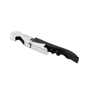 Set de Regalo de Sacacorchos y <span class=keywords><strong>Accesorios</strong></span> <span class=keywords><strong>para</strong></span> <span class=keywords><strong>Vino</strong></span> Económico y Personalizado con Caja Cuadrada de Cartón e Impresión de Logo - Product Image 3