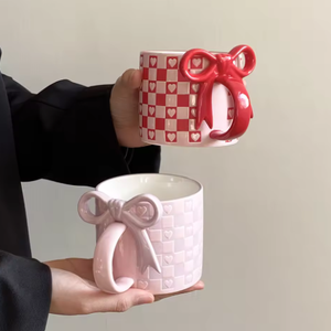 Creative Bow Handle Heart Ceramic Mug with Checkerboard Pattern for Home Decoration and Business Gifts - Product Image 6