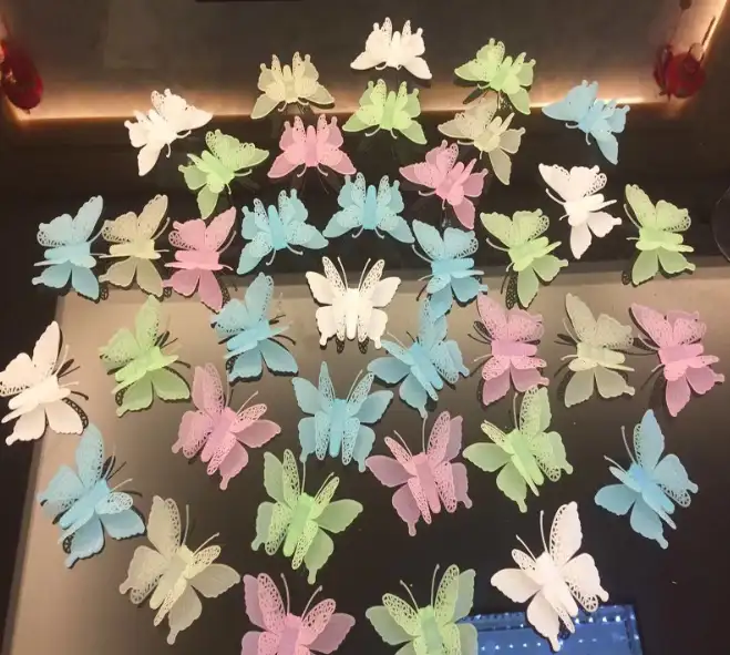 YIYAO 10 mariposa nocturna pegatinas luminiscente adhesivos removibles de la habitación de los niños pegatinas de pared