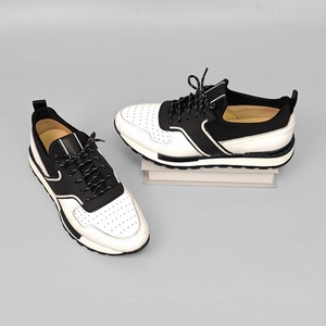 Chaussures décontractées pour hommes ; Simples et élégantes ; Idéales pour les déplacements quotidiens, avec surpiqûres bicolores - Product Image 4