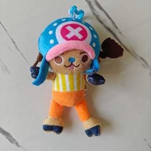 Porte-clés en peluche Luffy Chopper mignon de 12 cm avec étiquette, 13 modèles authentiques, animaux en peluche à fabriquer - Product Image 5