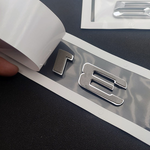 Insignia de ABS 3d para coche, Logo adhesivo para maletero, letras 120i, 120d, emblema para <span class=keywords><strong>BMW</strong></span> F20, E87, E81, E82, accesorios - Product Image 2