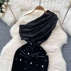 Vestido Maxi Elegante de Verano para Mujer, de un Solo Hombro, sin Mangas, con Corte Imperio, Patchwork de Encaje Tejido Transpirable, Negro - Product Image 2