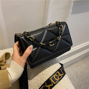 <span class=keywords><strong>Sac</strong></span> à <span class=keywords><strong>main</strong></span> d'hiver en PU, style simple et décontracté, nouvelle collection 2025, rétro, personnalisé, avec <span class=keywords><strong>large</strong></span> bandoulière, <span class=keywords><strong>sac</strong></span> à bandoulière unique, chaîne, carré moyen - Product Image 2