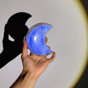 Piedra de Luna Azul Tallada a Mano de Alta Calidad, Forma de Luna, Cristal Curativo para Meditación, Decoración del Hogar, Regalo - Product Image 6
