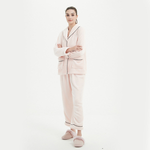 Set di pigiami per coppie invernali da <span class=keywords><strong>donna</strong></span> da uomo morbidi e morbidi indumenti da notte di lusso pigiami in pile di flanella - Product Image 1
