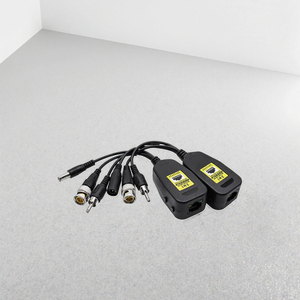DC <span class=keywords><strong>RCA</strong></span> BNC naar RJ45 <span class=keywords><strong>Video</strong></span>+Power+<span class=keywords><strong>Audio</strong></span> 3-in-1 Balun HD 8MP ABS Monitor Connector Twisted Pair Transceiver CCTV Beveiligingssysteem - Product Image 1