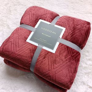 NapLuxury Couverture douce pour bureau Climatisation Quatre saisons Couverture chaude Literie Canapé Design moderne pour la sieste d'hiver - Product Image 1