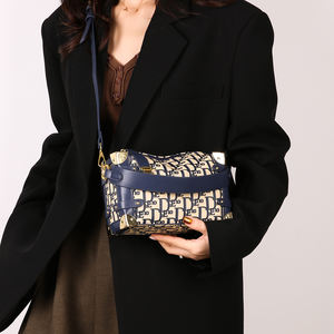 กระเป๋าถือทรงเรขาคณิตสุดหรูสำหรับผู้หญิง ปิดด้วยกระดุม พกพาสะดวก นุ่มสบาย โดดเด่น สายสะพายไหล่ถอดได้ ทำจากวัสดุ PU - Product Image 5