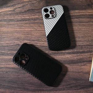 In fibra di carbonio testurizzata in pelle per <span class=keywords><strong>Apple</strong></span> <span class=keywords><strong>iPhone</strong></span> 13 <span class=keywords><strong>14</strong></span> 15 16 <span class=keywords><strong>Pro</strong></span> Max Cover posteriore Anti-drop semplice <span class=keywords><strong>custodia</strong></span> per telefono Premium - Product Image 3