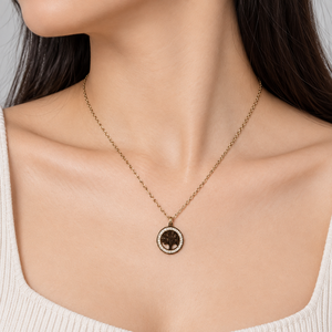 Collier Médaillon Arbre en Acier Inoxydable avec Zircon, Plaqué Or 14K sous Vide, Pendentif Halo et Chaîne Fine - Product Image 5