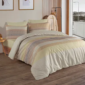 Parure de lit double Karden Flower Dream Cotton Horizon 100% coton popeline, plusieurs couleurs, housse de couette, drap plat, 2 taies d'oreiller - Product Image 3