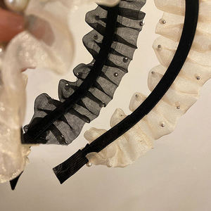 OEM Factory Wavy Mech <strong>Gauze</strong> Creased Hairband Pearl Solid Color Pleated Fabric Headbands Elegant Black and <strong>White</strong> Ladies Diademas - Product Image 5