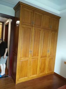 カスタムスタイル無垢材寝室家具無垢材彫刻レッドウッドワードローブ中国の高級ワードローブ - Product Image 3