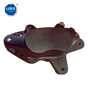 Étrier <span class=keywords><strong>de</strong></span> <span class=keywords><strong>frein</strong></span> avant gauche OEM 41300095 pour H-arley Softail FXBB Street Bob <span class=keywords><strong>peint</strong></span> en noir - Product Image 3