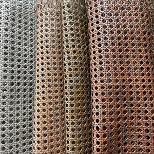 Rouleau de sangle en rotin fait à la main du Vietnam maille de canne naturelle pour les projets de restauration de meubles et de design d'intérieur - Product Image 1