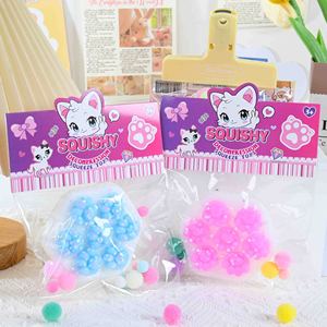 Squishies ultra-doux anti-stress en forme de patte de chat, mignons et de haute qualité, pour jeunes, disponibles en gros pour l'exportation - Product Image 2