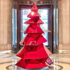 Lussuoso Orso Natalizio in Acrilico di Grandi Dimensioni, Scultura Animale Geometrica Rossa, Esposizione per Interni ed Esterni per Piazze Commerciali - Product Image 4