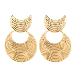 JJ55238 New Design Female Delicate Gold Color Moon Carving Ear Drop
