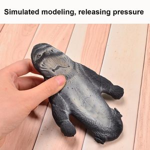 Paquete <span class=keywords><strong>de</strong></span> 2 divertidos regalos para descomprimir y apretar <span class=keywords><strong>bolas</strong></span> sensoriales <span class=keywords><strong>de</strong></span> estrés Fidget Toy Squishy Monkey Stress Balls para niños y adultos - Product Image 5