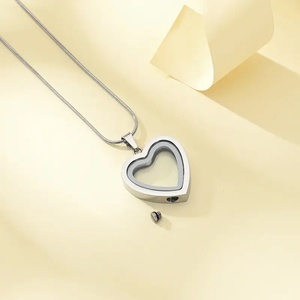 Liontin Kalung Berbentuk Hati Transparan dari Baja Anti Karat untuk Abu Hewan Peliharaan, Dapat Dibuka, Isi Abu, Perhiasan Kenangan, Aksesoris Fashion - Product Image 3