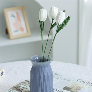 Bouquet de fleurs, tulipes tissées, fleurs en fil fini, fleurs tricotées, cadeau pour petite amie, professeur, fleurs séchées, fleurs artificielles - Product Image 6