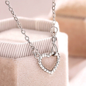 Collar con Colgante de Corazón Calado para Mujer, Estilo Pavé Brillante, Joyería de Moda, Regalo - Product Image 2