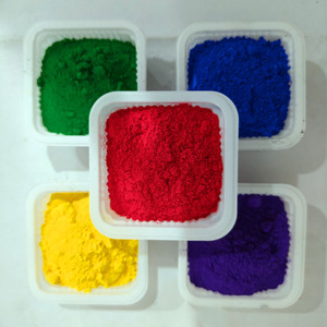 L'ossido di ferro nero 722 ha un elevato potere colorante ed è facile da dispersare. IT è adatto per la colorazione di lavori artistici e artigianali. - Product Image 3