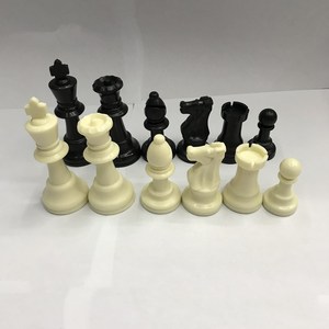 Piezas de Ajedrez de Plástico King Height de 3 Pulgadas con Reinas Adicionales, 34 Piezas/Juego, Compatibles con Tablero de Ajedrez - Product Image 4