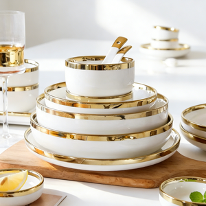 <span class=keywords><strong>Set</strong></span> di <span class=keywords><strong>Piatti</strong></span> <span class=keywords><strong>e</strong></span> Ciotole in Ceramica di Lusso Nordico con Bordo Dorato per 2-8 Persone, Stoviglie per la Casa con Ciotole per Riso, Zuppa <span class=keywords><strong>e</strong></span> Verdure - Product Image 2
