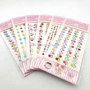 Dính 3D trang trí không thấm nước Vòng Acrylic Pha lê Rhinestone tùy chỉnh kích thước quà tặng khuyến mãi Sticker - Product Image 3