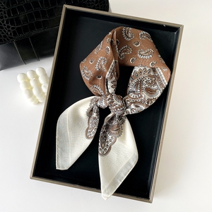 Pañuelo Cuadrado con Estampado de Pintura al Óleo Vintage, Pañuelo de Seda para Mujer, Elegante Pañuelo Decorativo para la Cabeza, Uso Diario Informal - Product Image 5