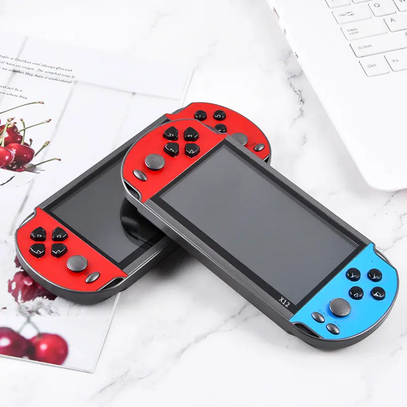 2023 Wholesale X7 Plus 5.1 inch Retro Handheld Game Console Portable Kids Handheld Video Game Player Console for Children Gifts