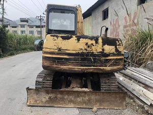 Excavadora de cadenas Caterpillar serie 307 usada, modelo 2004, motor de alta eficiencia, caja de cambios, bomba, garantía de 2 años - Product Image 3