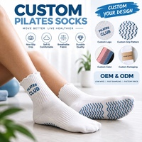 Chaussettes de Pilates antidérapantes personnalisées, respirantes, en coton peigné, brodées, pour le ballet, le yoga, la remise en forme, le studio