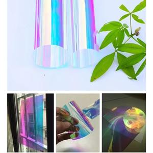 ฟิล์ม PET สีรุ้งสะท้อนแสงไดโครอิก น้ำเงิน แดง โฮโลแกรม เงา สีสันสดใส แบบมีกาวในตัว หนา 2 มิล สำหรับงานสถาปัตยกรรม ป้องกันความร้อน - Product Image 2