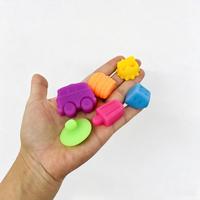 Calendrier de l'Avent de Noël 2026 USA Warehouse : 24 mini-squishies sensoriels anti-stress pour le compte à rebours de Noël