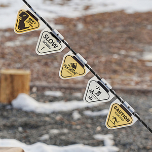 Señal de Advertencia Luminosa para Campamento al Aire Libre 2025, Portátil, de PP, Reflectante, Fluorescente, Triangular, con Luz, Accesorios Duraderos - Product Image 5