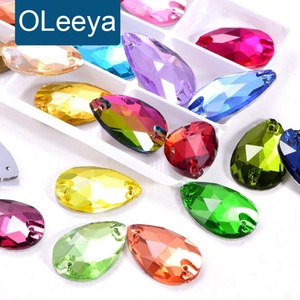 Strass Oleeya en gros, forme goutte d'eau, cristaux colorés à coudre, pierres à coudre pour vêtements - Product Image 1
