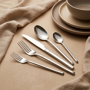 Ensemble de Couverts de Luxe <span class=keywords><strong>en</strong></span> Acier Inoxydable de Haute Qualité – Vaisselle Durable <span class=keywords><strong>Argent</strong></span>ée (Fourchettes, Cuillères, Couteaux) pour Usage Domestique et Cérémonies - Product Image 1