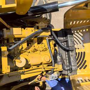 Retroexcavadora Caterpillar 420F II Amarilla, Equipo de Construcción Hidráulico, Brazo Excavador con Cucharón, 20000 kg, 0-2000 Horas, Certificada - Product Image 3