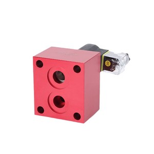 Red Integrated Hydraulic Valve <b>Block</b> V6067 Plate <b>Mounting</b> Customizable Control - Product Image 1