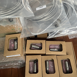 เซ็นเซอร์วัดความเร็วแบบเพียโซ Nevada 330525-10 Velomitor ของใหม่ ผลิตในสหรัฐอเมริกา อินเทอร์เฟซการสื่อสารอื่นๆ - Product Image 1