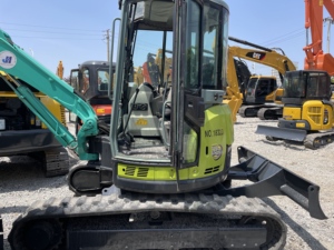 Excavatrice Yanmar populaire de haute qualité en bon état petite mini pelle sur chenilles 4 TON chenilles en caoutchouc fabriquées au Japon - Product Image 3