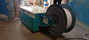 R V Packaging Machinery Solution Co. Máquina Flejadora Neumática Automática de Alta Precisión y Ahorro de Energía 220V - Product Image 2