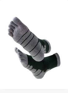 Winter Sports Compression Socks Wholesale Nylon Funny <strong>Thigh</strong> <strong>High</strong> for Men and <strong>Women</strong> Striped Pattern Long Stocking Midi Socks - Product Image 4