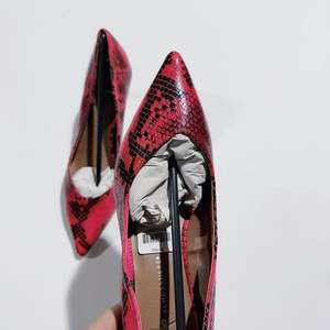 Zapatos de Tacón Alto con Punta en Pico y Diseño a Cuadros para Mujer, Transpirables, de Charol, Elegantes, Cómodos y a la Moda - Product Image 5