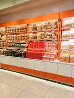 Fabriek die glazen taartvitrine, commerciële bakkerijvitrine en gebakvitrine met LED-verlichting levert